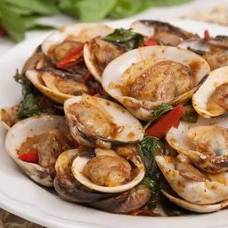 หอยตลับผัดน้ำพริกเผา