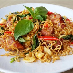 ม่าม่าผัดขี้เมาหมู
