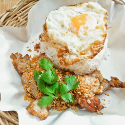 ข้าว+หมูทอดกระเทียม