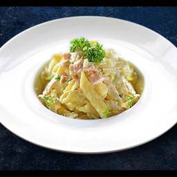 เพนเน่ไวท์ซอส