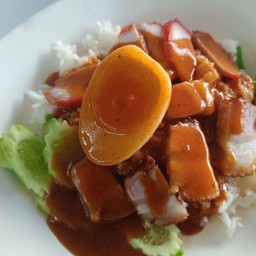 ข้าวหมูแดง หมูกรอบ (พิเศษ)