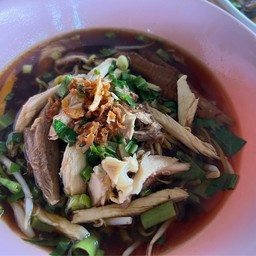 เจ้เล็กก๋วยเตี๋ยวไก่มะระ