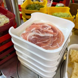 เนื้อหมูสามชั้น