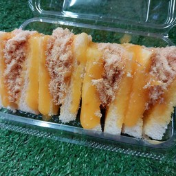 แซนวิชโบราณ หมูหยอง