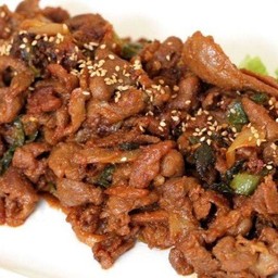 หมูหมักผัดซอสหม่าล่าเสฉวน