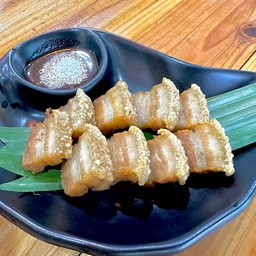 สามชั้นทอด