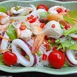 ส้มตำ ยำ ก๋วยจั๊บ