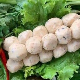 ร้านลูกชิ้นทอด ** โปร 10 แถม 1 **