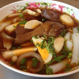 ก๋วยจั๊บไก่ [เส้นก๋วยจั๊บ]
