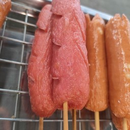 ลูกชิ้นทอดคุณญิ๋ง