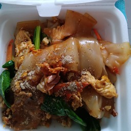 Pad See Ew + Iced Black Tea Set