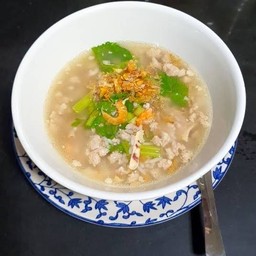 ข้าวต้มหมูสับ