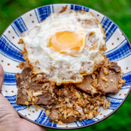 ข้าวลิ้นกระเทียมไข่ดาว