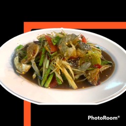 ตำปูม้ากุ้งสด