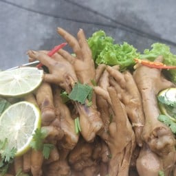 ครัวยายเณร ตลาดไดมอนด์ ต้มเล้งแซ่บ ซุปเปอร์ตีนไก่ -