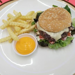 เบอร์เกอร์เนื้อ