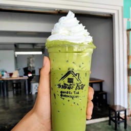 ชาเขียวเย็นวิปครีม
