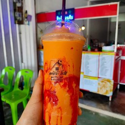 ชาไทยปั่นซอสสตอเบอรี่