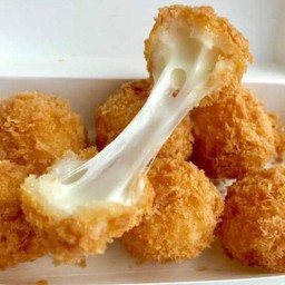 มันฝรั่งชีสบอล (Potatoes Cheese Balls)