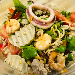 ร้าน “ตำเมื่อเกี๊ยะ”