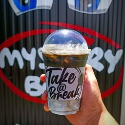 ลาเต้ดำ