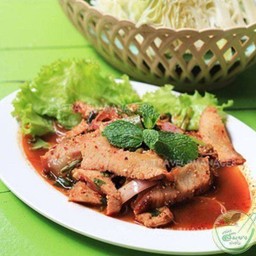 น้ำตกคอหมูย่าง