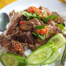 ก๋วยเตี๋ยวเป็ดในซุ้ม