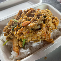 ข้าวราดปูผัดผงกะหรี่