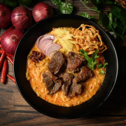 ข้าวซอยเนื้อตุ๋น