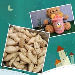 นมหมีปั่นสตเบอรี่ชีสพาย + ลูกชิ้นปลาระเบิด (ลักบี้)