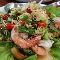 ยำตะไคร้กุ้งสด