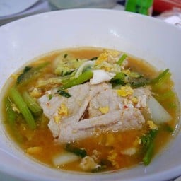 สุกี้หมูน้ำ