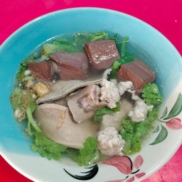 ต้มเลือดหมู