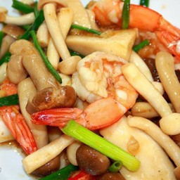 กุ้งผัดเห็ด