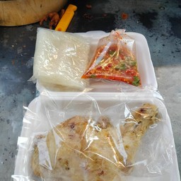 ไก่นึ่งสมุนไพร1+น้ำจิ้ม+เหนียว1