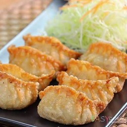 GYOZA