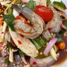 ยำหมูยอกุ้งสด(ปลาร้า)