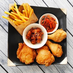 เซ็ต1, ไก่ 4ชิ้น,ป๊อบ 1, เฟรนฟราย1, กิมจิ 1