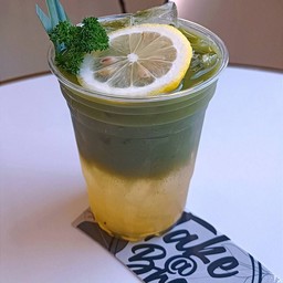 ชาเขียวมะนาวเย็น