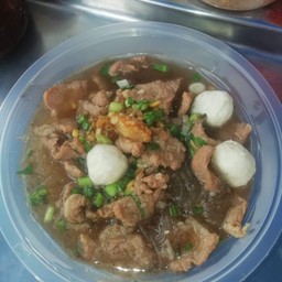 ก๋วยเตี๋ยวหมูน้ำใส