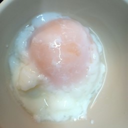ไข่ไก่ลวก