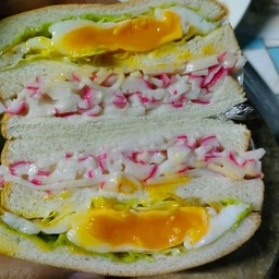 ลูกชิ้นทอด ทอดรวม by.สองพี่น้อง -