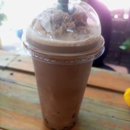 ร้าน ภูผา น้ำปั่น 4แยกผดุง