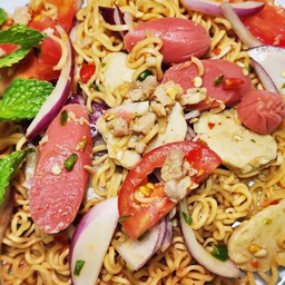 ยำมาม่า