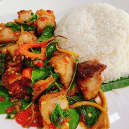 ข้าวหมูกรอบผัดขี้เมา
