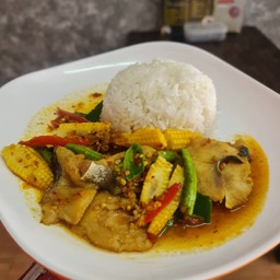 ข้าวราดผัดฉ่า