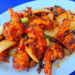 กุ้งผัดเม็ดมะม่วง