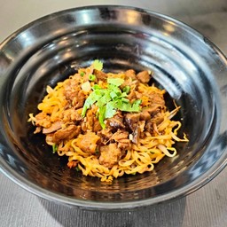 ก๋วยเตี๋ยวแห้งบะเต็ง