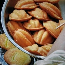 ขนมไข่ตาโต เจ้าดั้งเดิมคณะราษฎรฯยะลา by.i-tang สาขา1