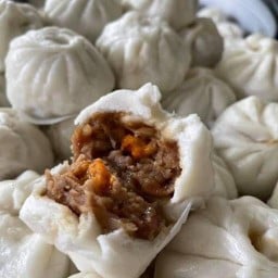 ขนมจีบซาลาเปา ตลาดแม่เหียะ